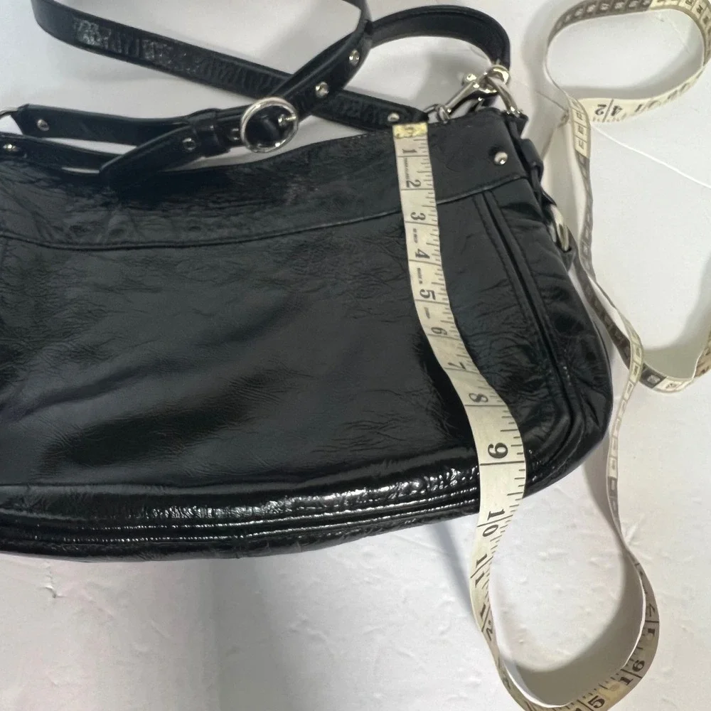 Coach Zoe Hobo Bag Womens Large Black Crinkled Patent Leather F15478